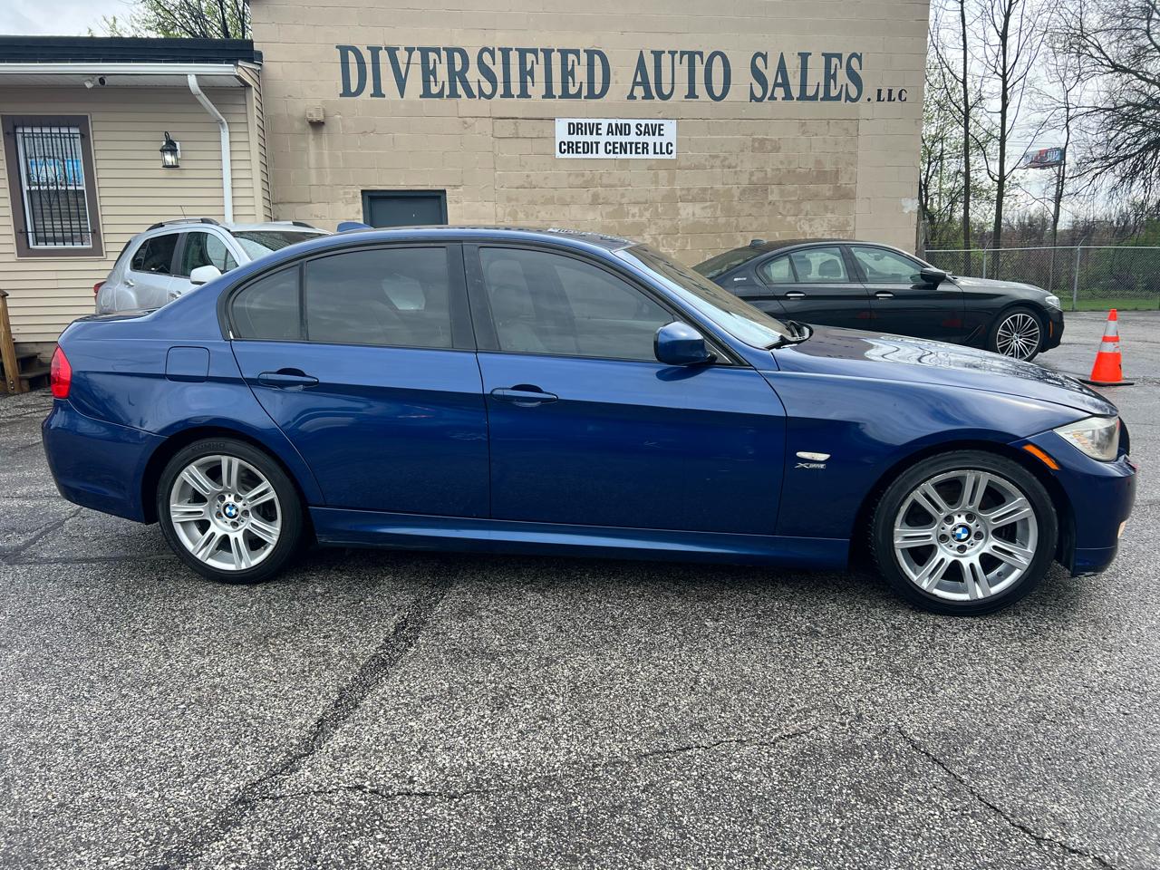 BMW 3 Series 4dr Sdn 328i xDrive AWD SULEV 2009