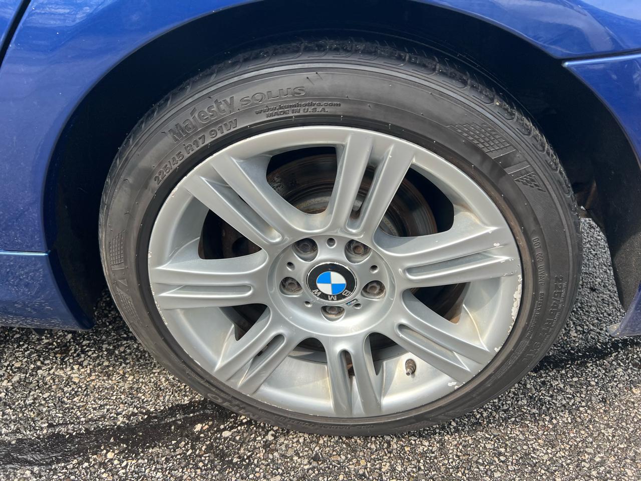 BMW 3 Series 4dr Sdn 328i xDrive AWD SULEV 2009