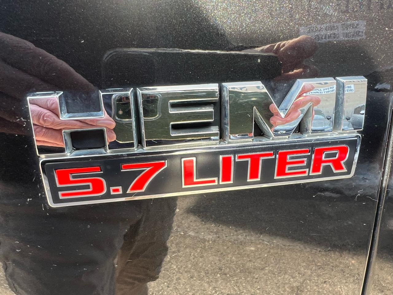 RAM 1500 Big Horn 4x4 Crew Cab 5'7" Box 2017