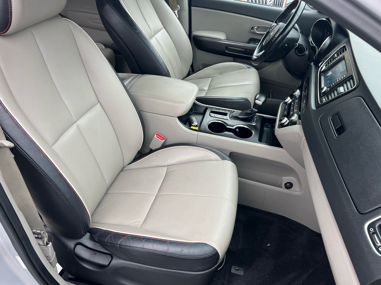 Kia Sedona EX FWD 2020 Kia Sedona EX FWD 2020