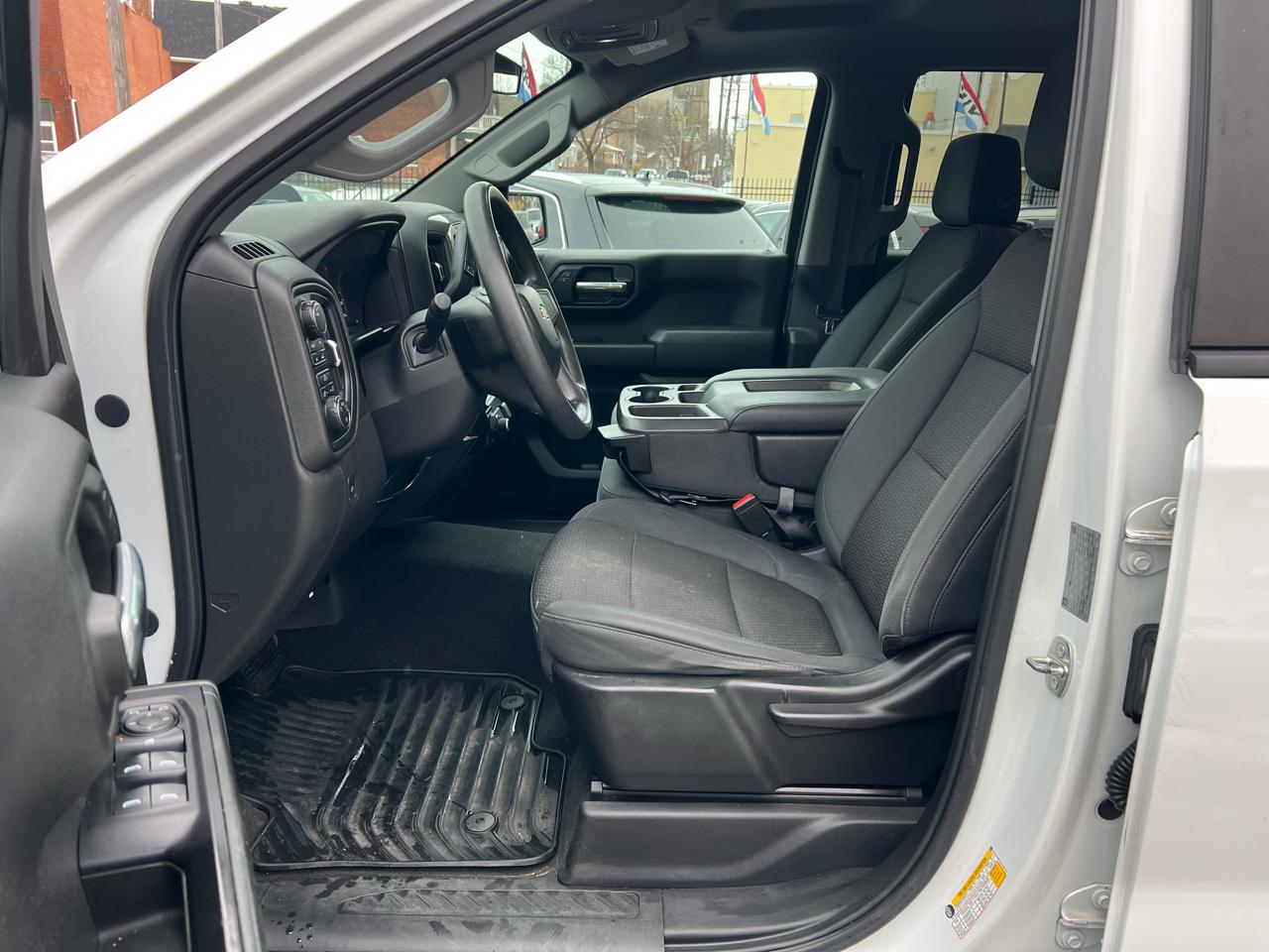 Chevrolet Silverado 1500 4WD Crew Cab 147" Custom 2019