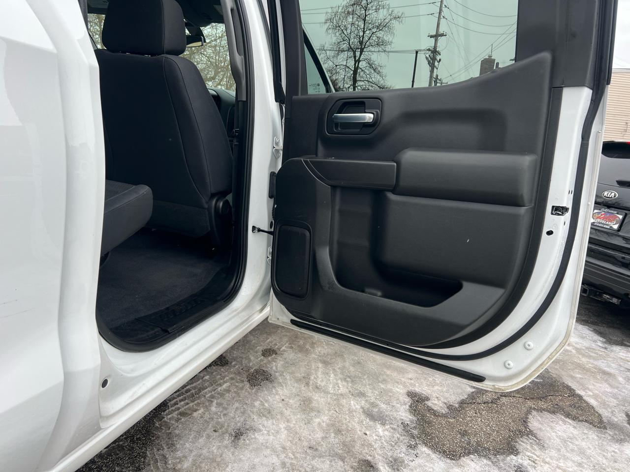 Chevrolet Silverado 1500 4WD Crew Cab 147" Custom 2019