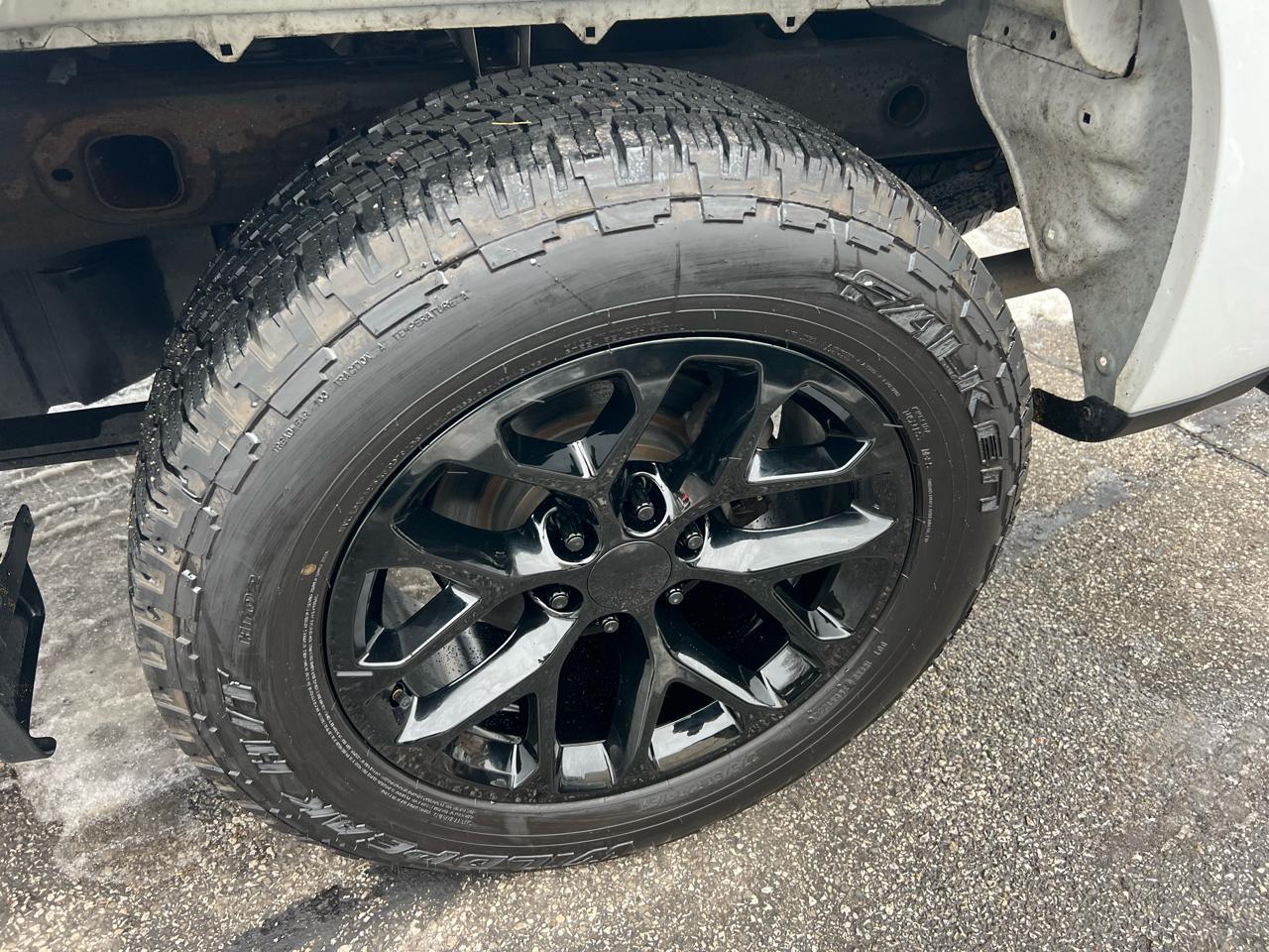 Chevrolet Silverado 1500 4WD Crew Cab 147" Custom 2019