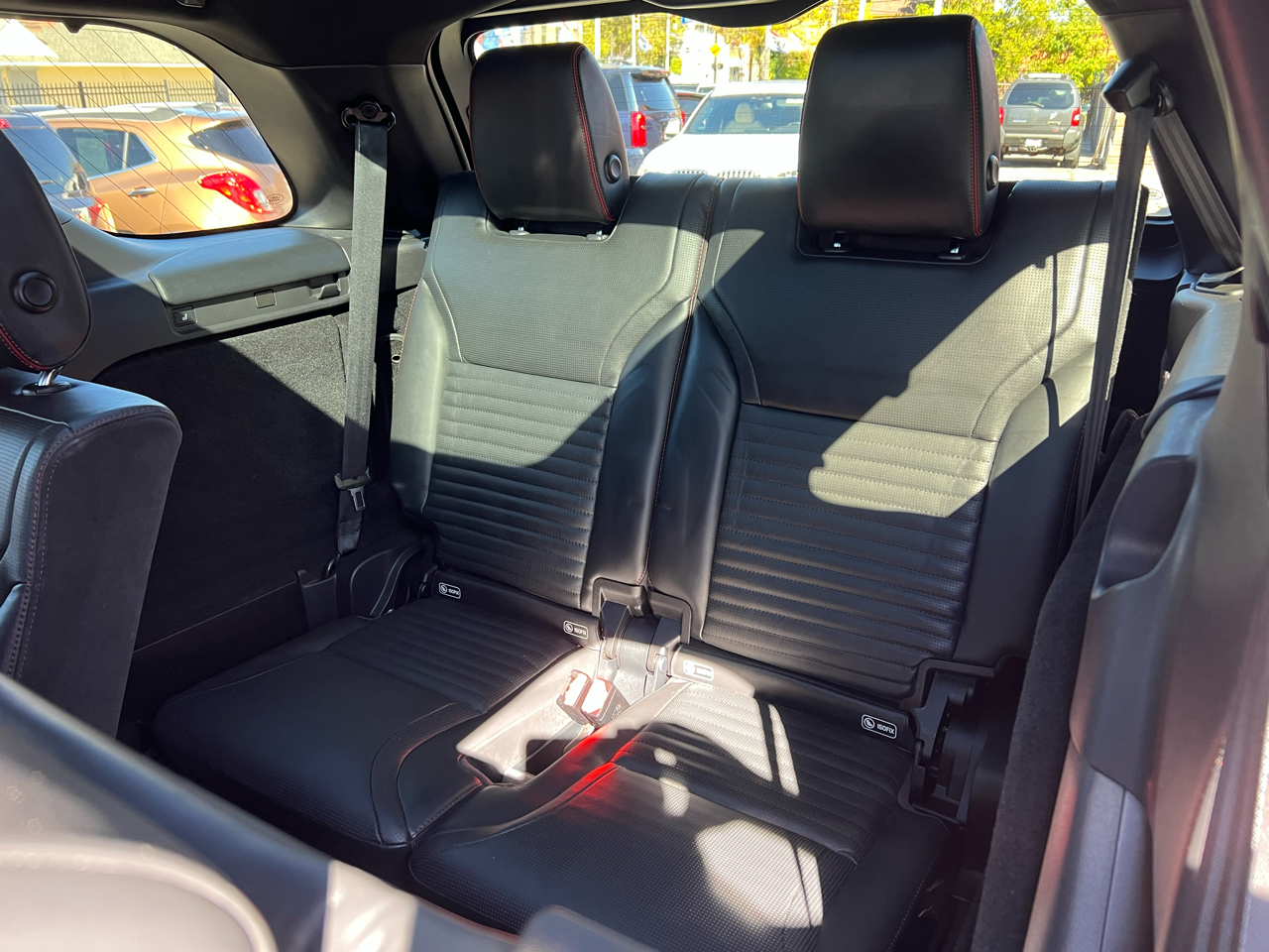 2018 Land Rover Discovery HSE Luxury photo 8