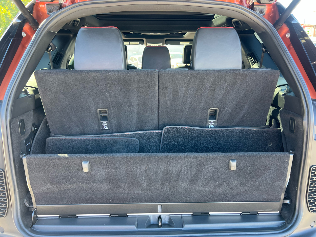 2018 Land Rover Discovery HSE Luxury photo 10