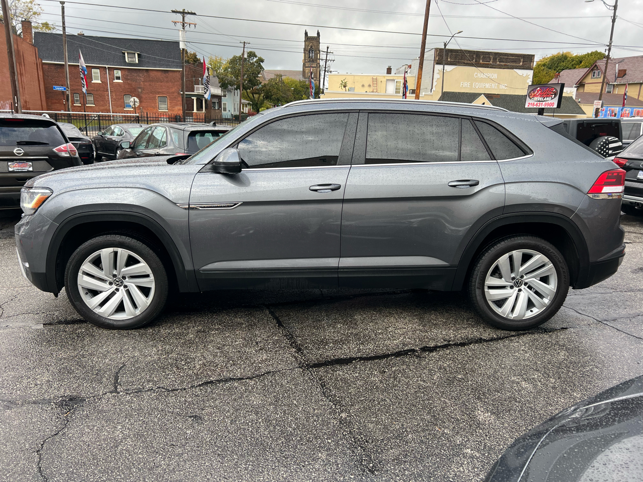 Volkswagen Atlas Cross Sport 3.6L V6 SE w/Technology 4MOTION 2022 Volkswagen Atlas Cross Sport 3.6L V6 SE w/Technology 4MOTION 2022