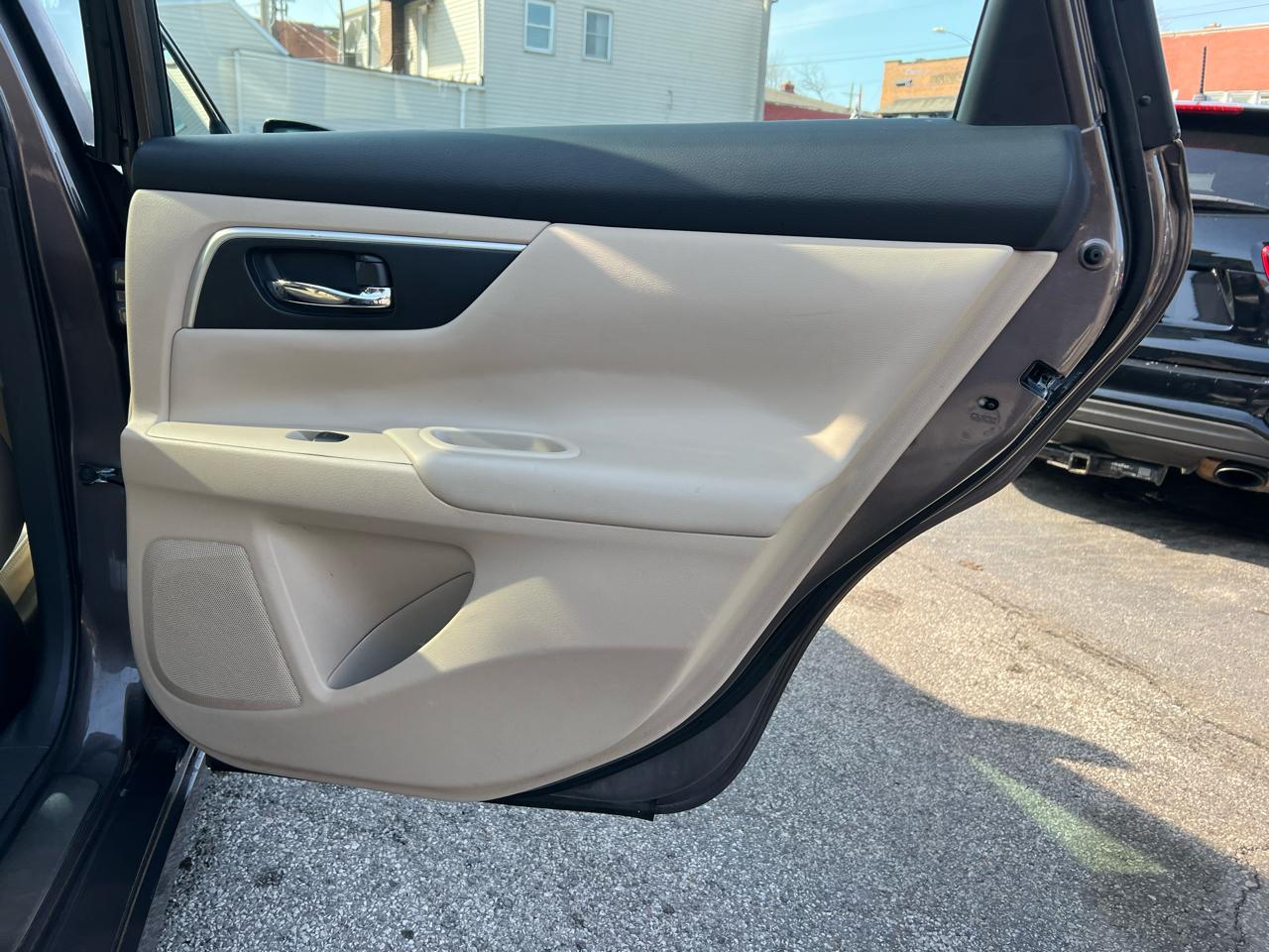 Nissan Altima 4dr Sdn I4 2.5 SL 2016