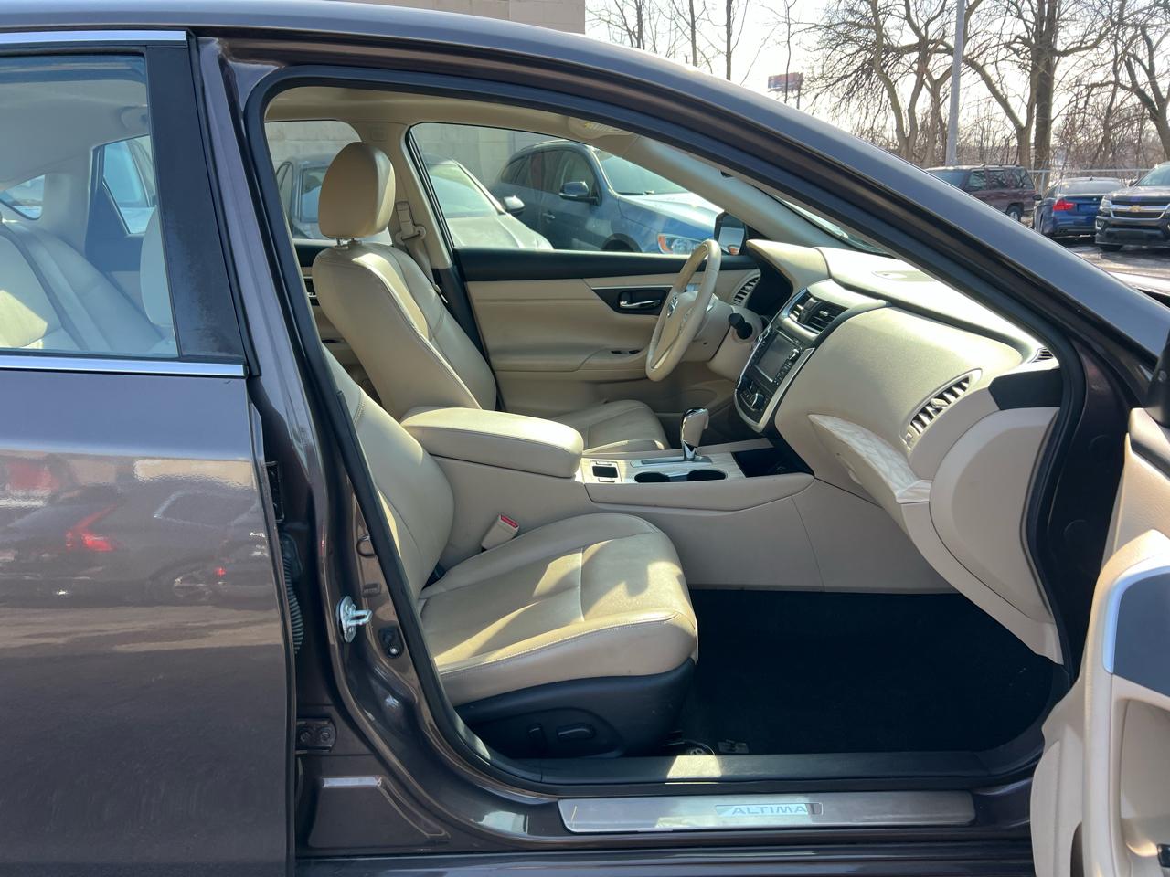 Nissan Altima 4dr Sdn I4 2.5 SL 2016