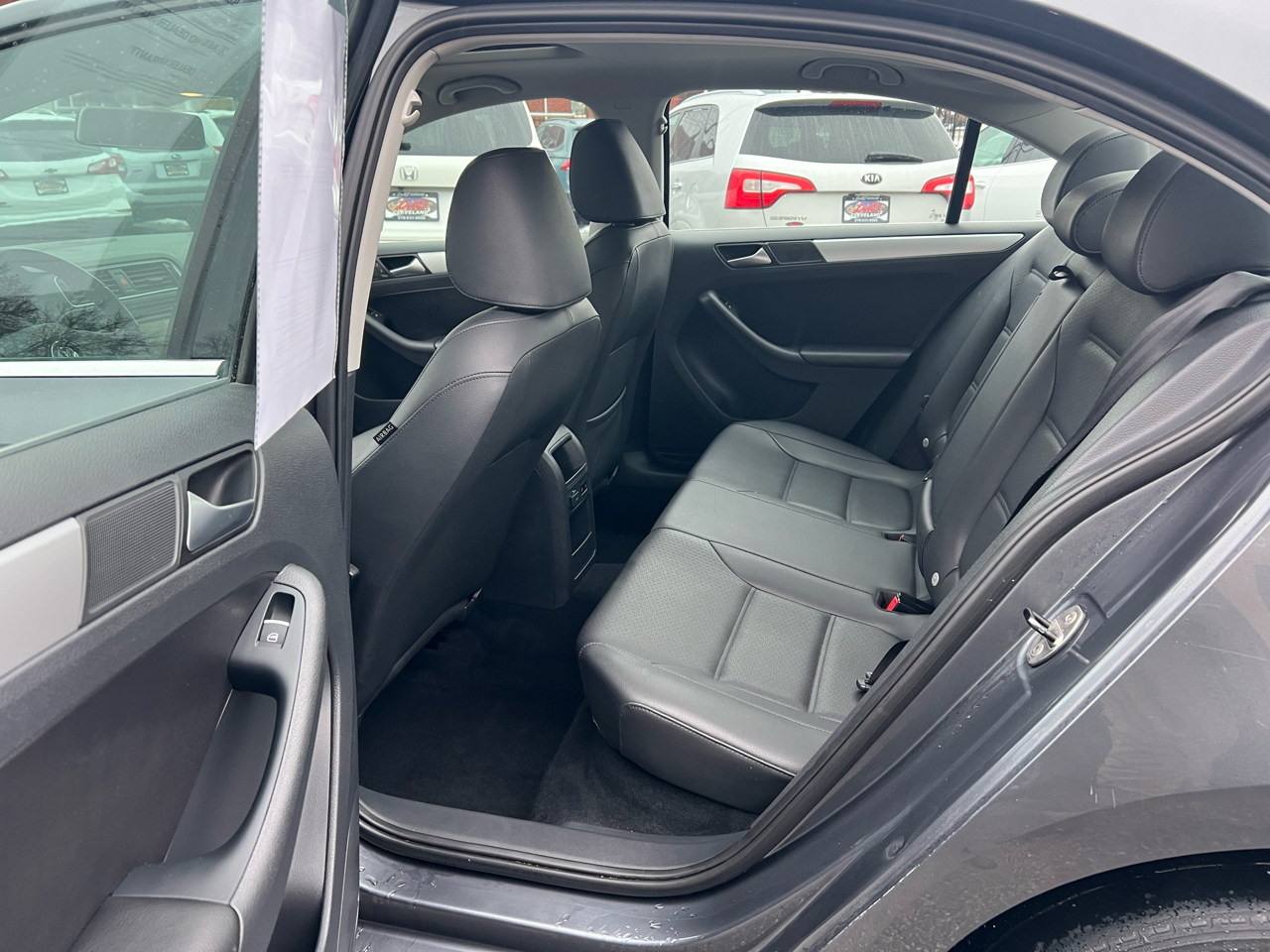 Volkswagen Jetta Sedan 4dr Auto SE w/Connectivity/Sunroof PZEV 2013