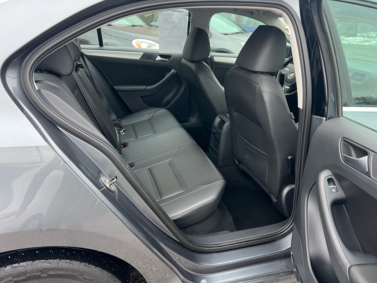 Volkswagen Jetta Sedan 4dr Auto SE w/Connectivity/Sunroof PZEV 2013