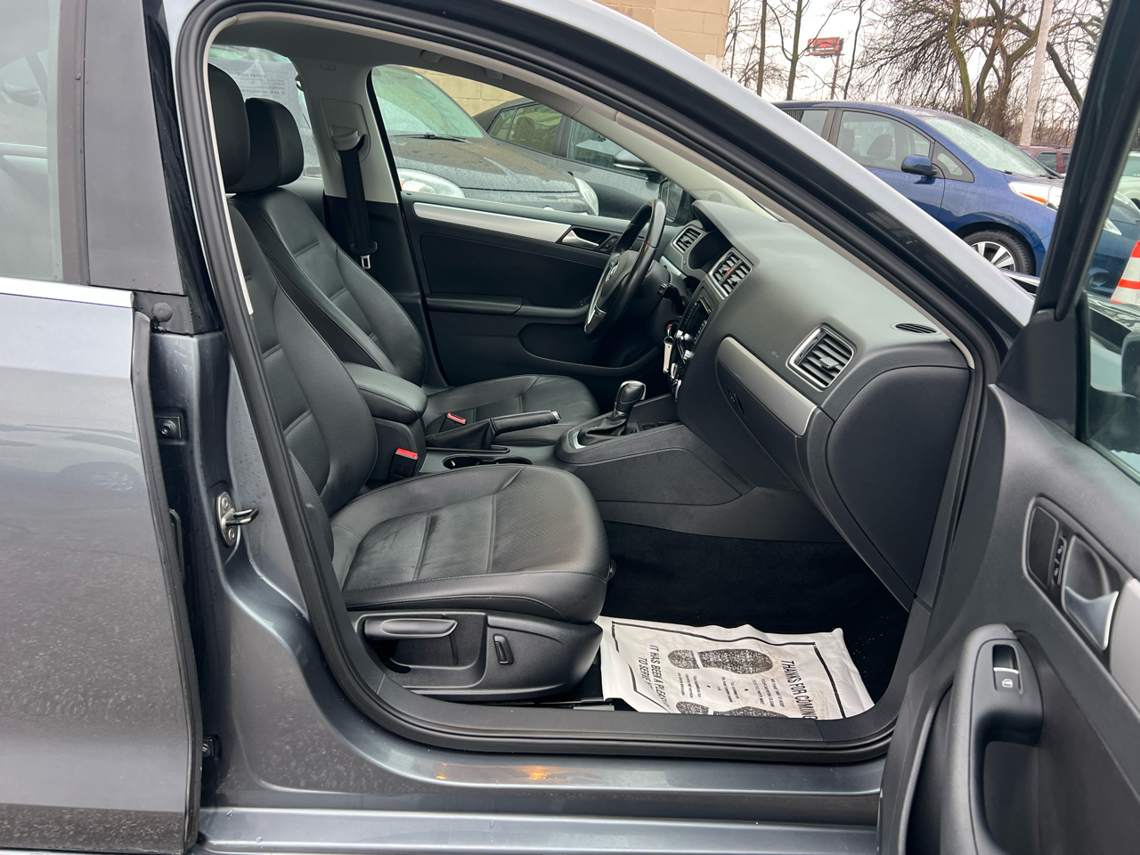 Volkswagen Jetta Sedan 4dr Auto SE w/Connectivity/Sunroof PZEV 2013