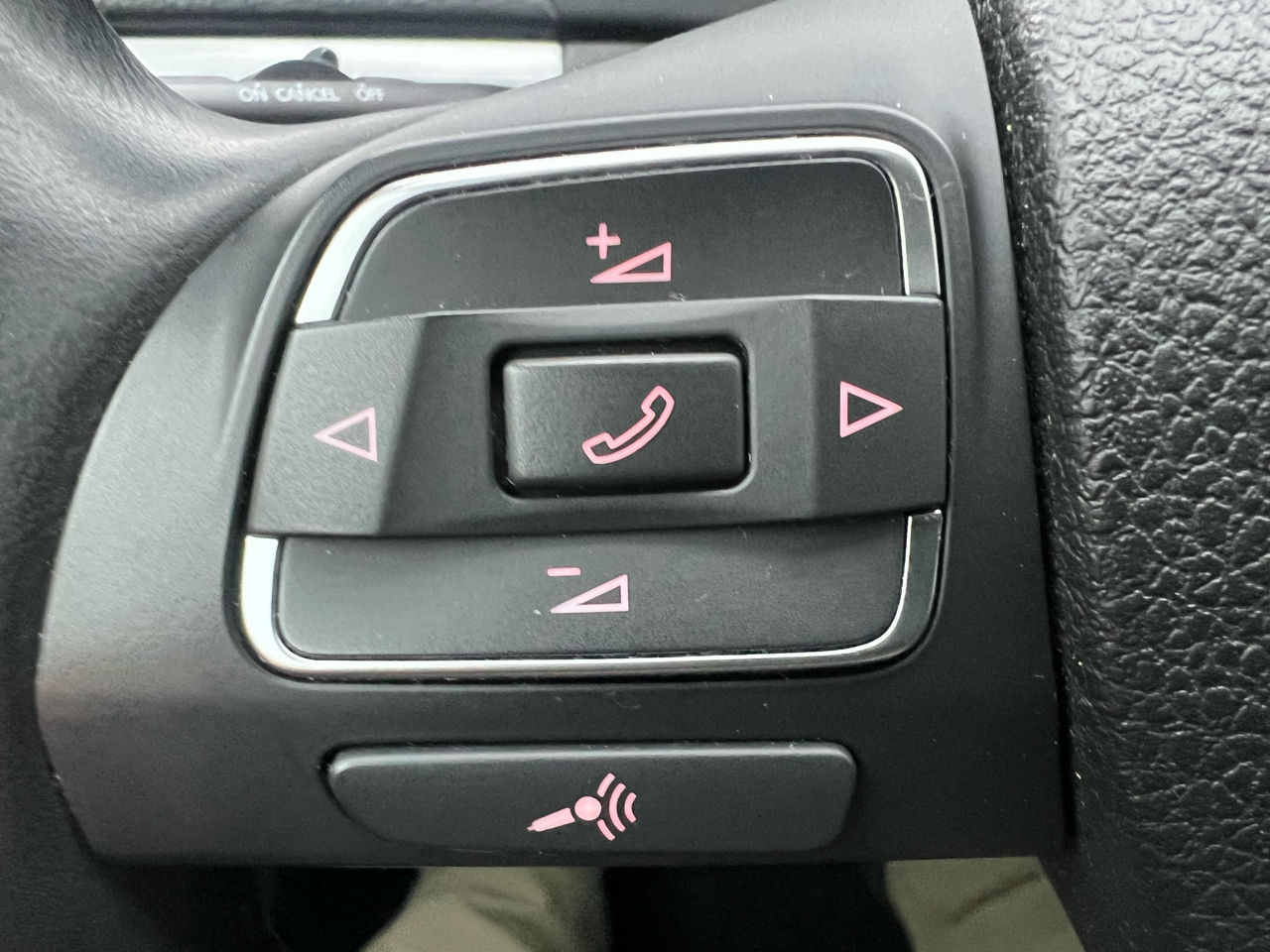 Volkswagen Jetta Sedan 4dr Auto SE w/Connectivity/Sunroof PZEV 2013