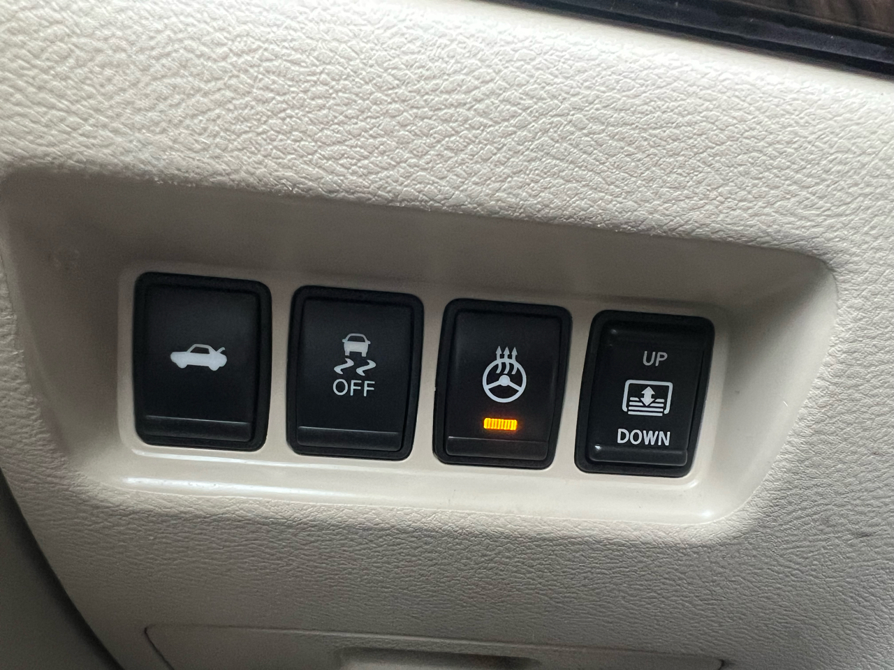 Nissan Maxima 4dr Sdn 3.5 Platinum 2016