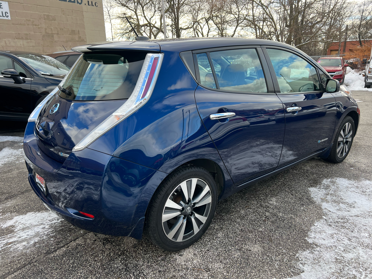 Nissan Leaf 4dr HB SL 2016