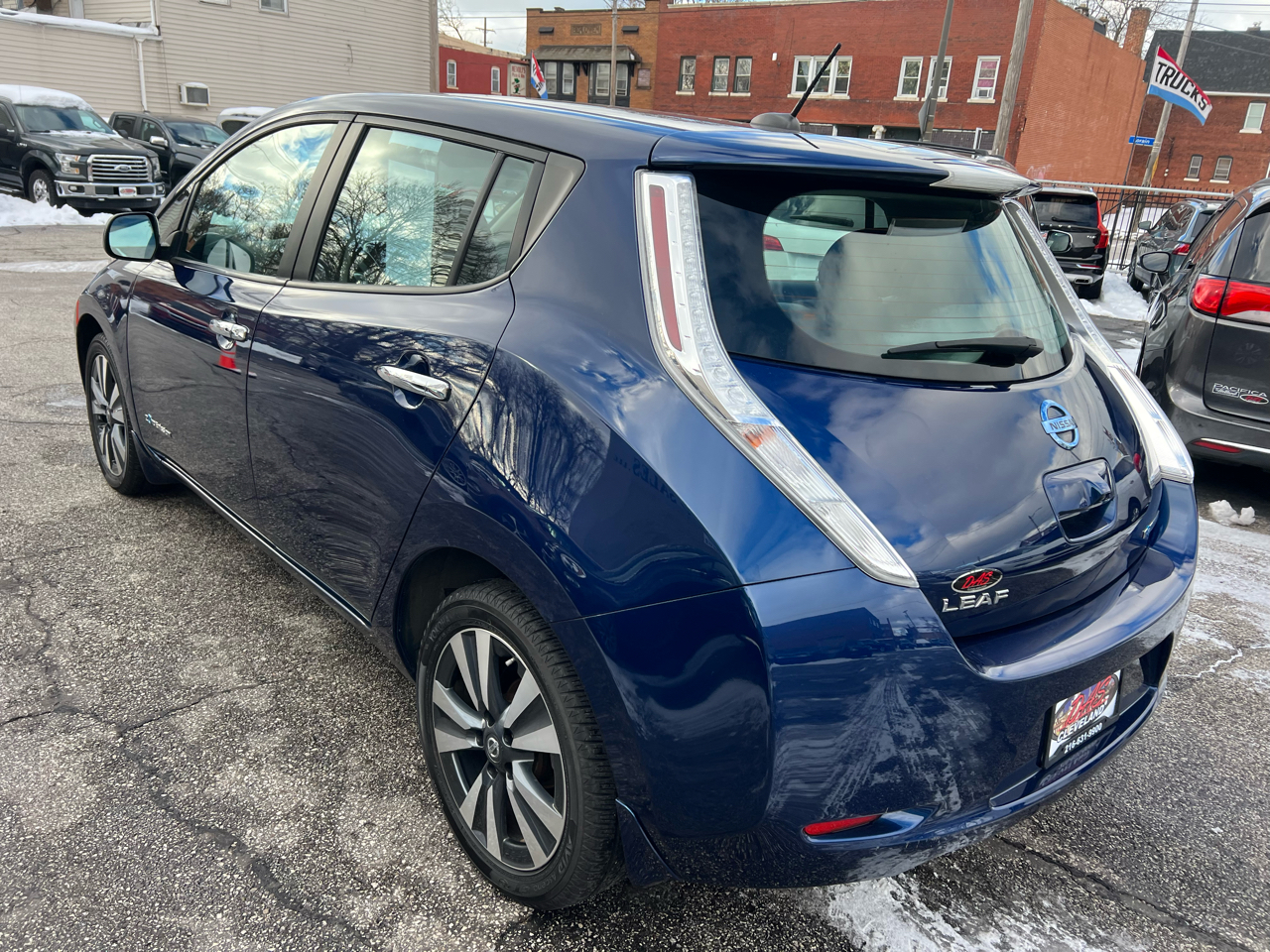 Nissan Leaf 4dr HB SL 2016