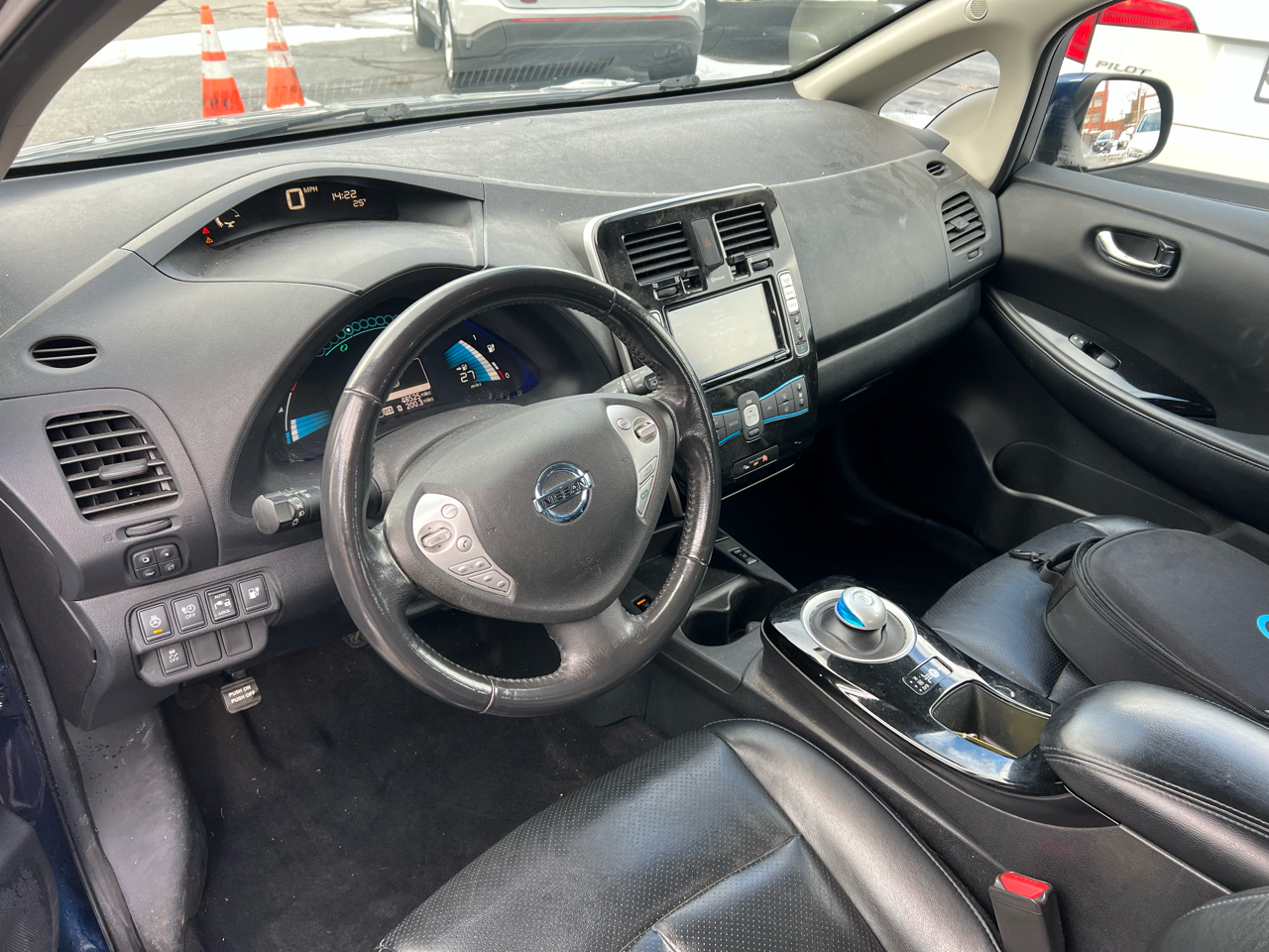 Nissan Leaf 4dr HB SL 2016