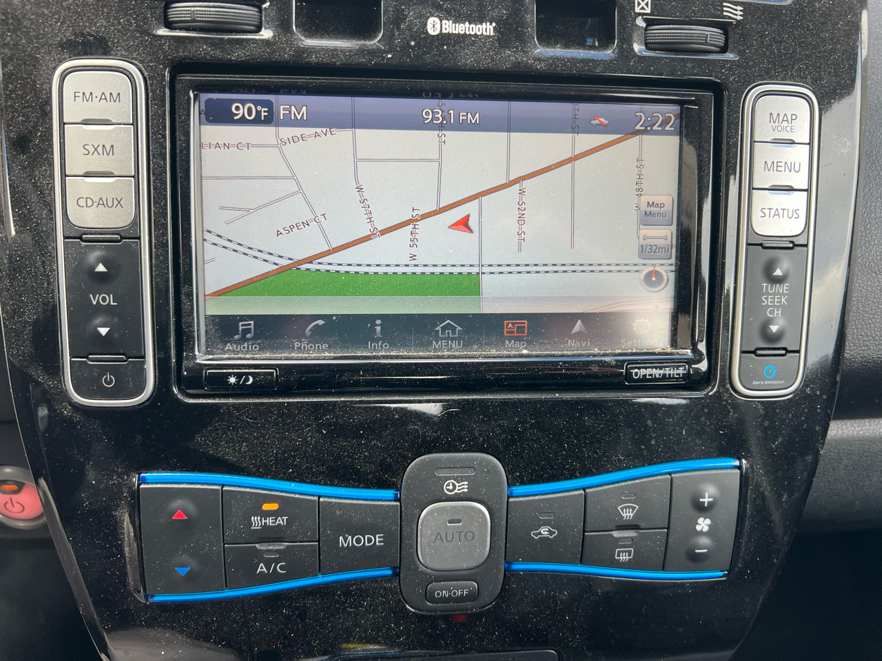 Nissan Leaf 4dr HB SL 2016