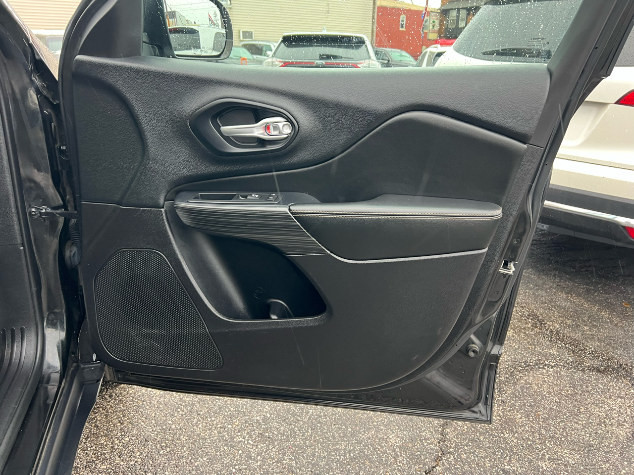 Jeep Cherokee FWD 4dr Limited 2016