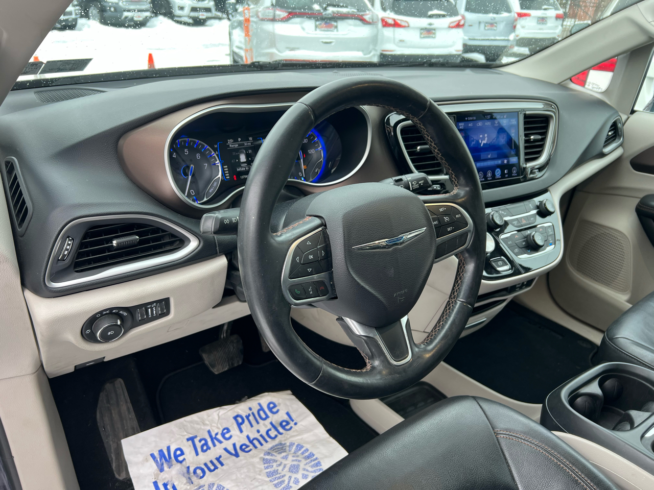 Chrysler Pacifica Touring-L FWD 2017