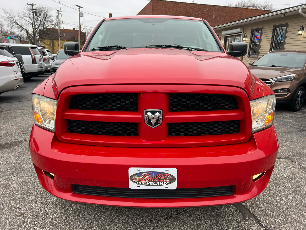 RAM 1500 4WD Crew Cab 140.5" Express 2012