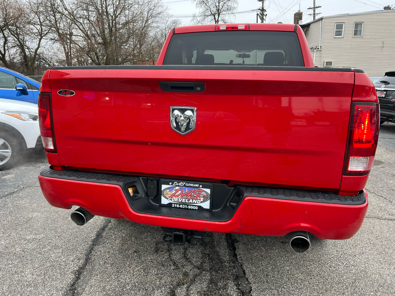 RAM 1500 4WD Crew Cab 140.5" Express 2012