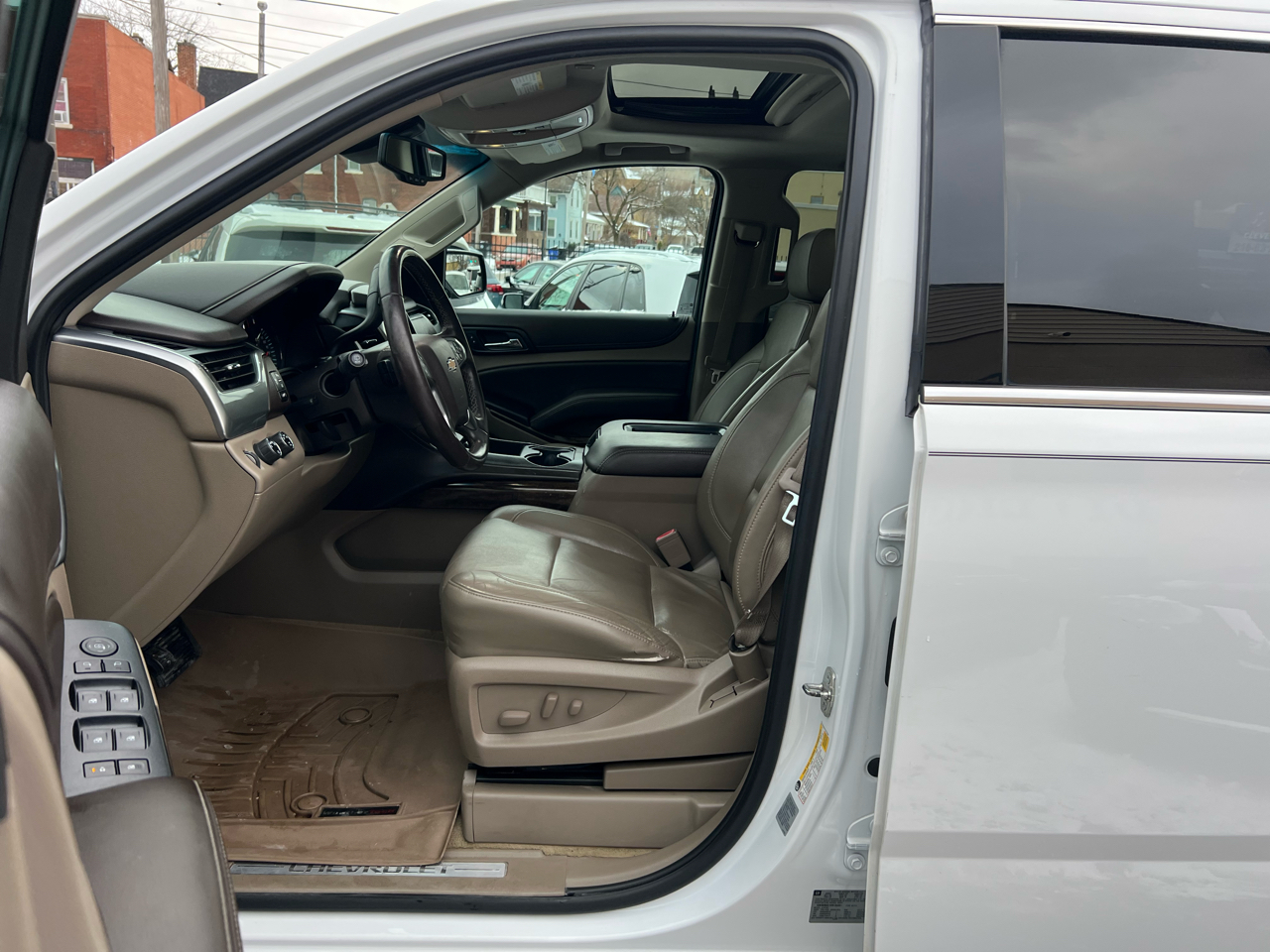 Chevrolet Tahoe 4WD 4dr LT 2015