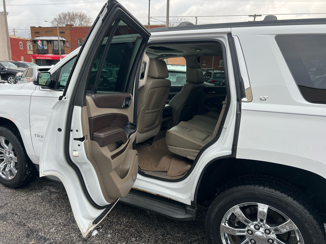 Chevrolet Tahoe 4WD 4dr LT 2015