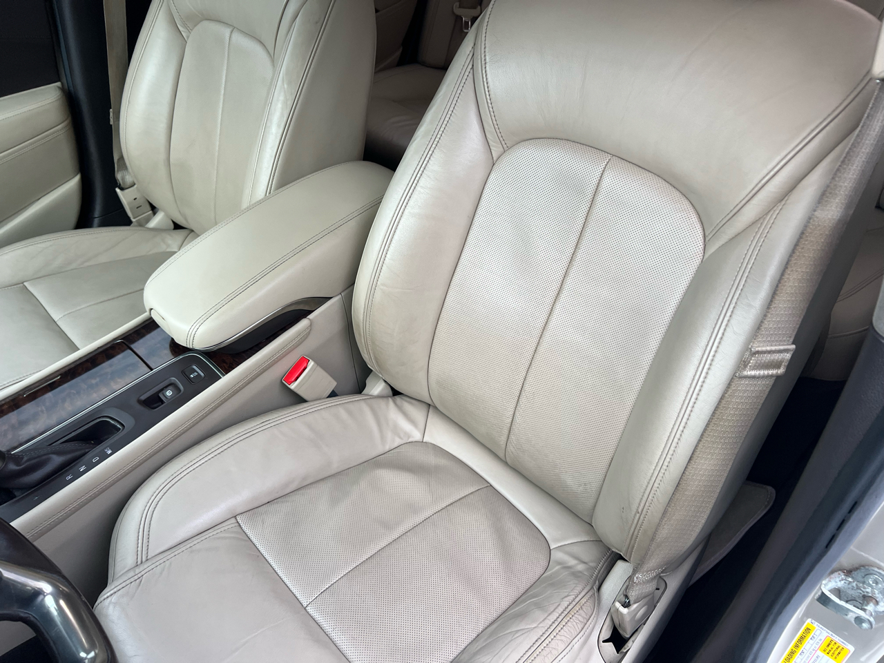 Buick LaCrosse 4dr Sdn Premium II FWD 2015