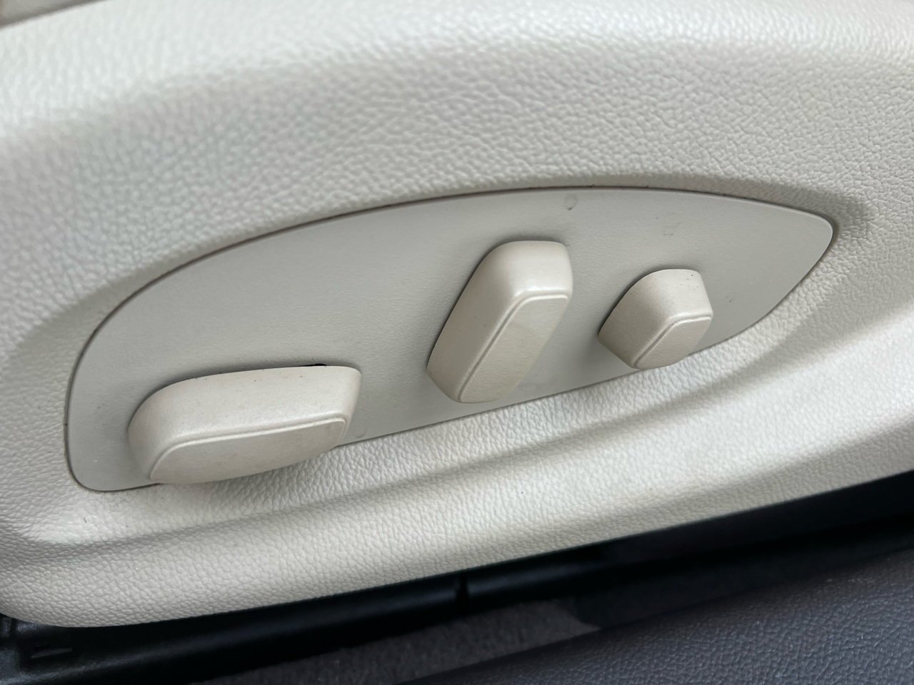 Buick LaCrosse 4dr Sdn Premium II FWD 2015