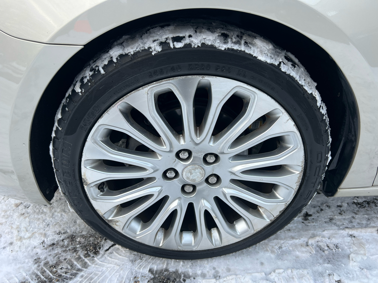 Buick LaCrosse 4dr Sdn Premium II FWD 2015