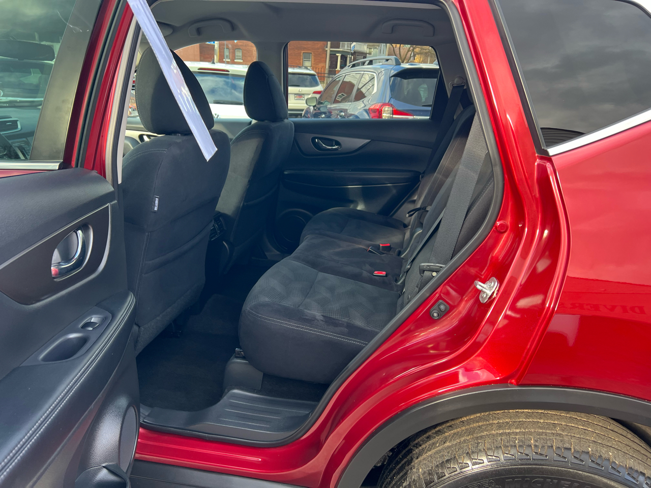 Nissan Rogue AWD 4dr SV 2015