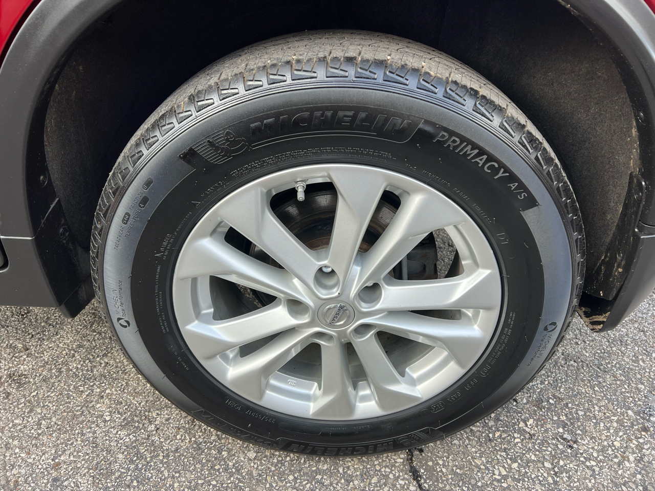 Nissan Rogue AWD 4dr SV 2015