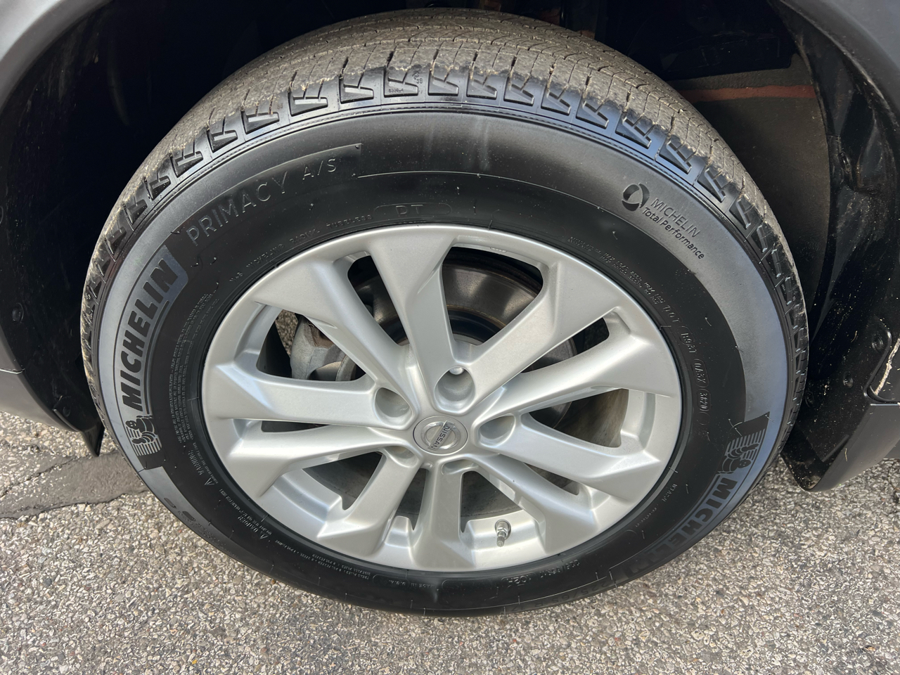 Nissan Rogue AWD 4dr SV 2015