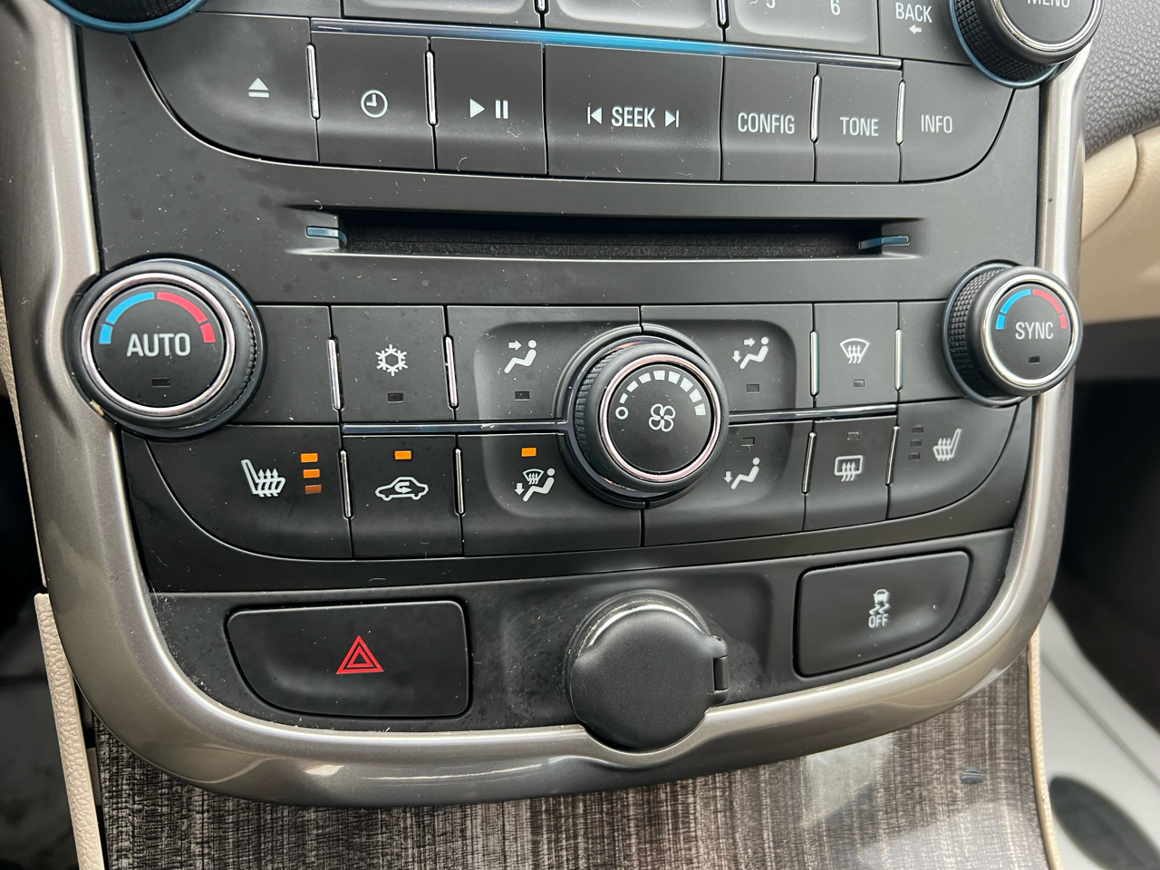 Chevrolet Malibu 4dr Sdn LTZ w/2LZ 2015