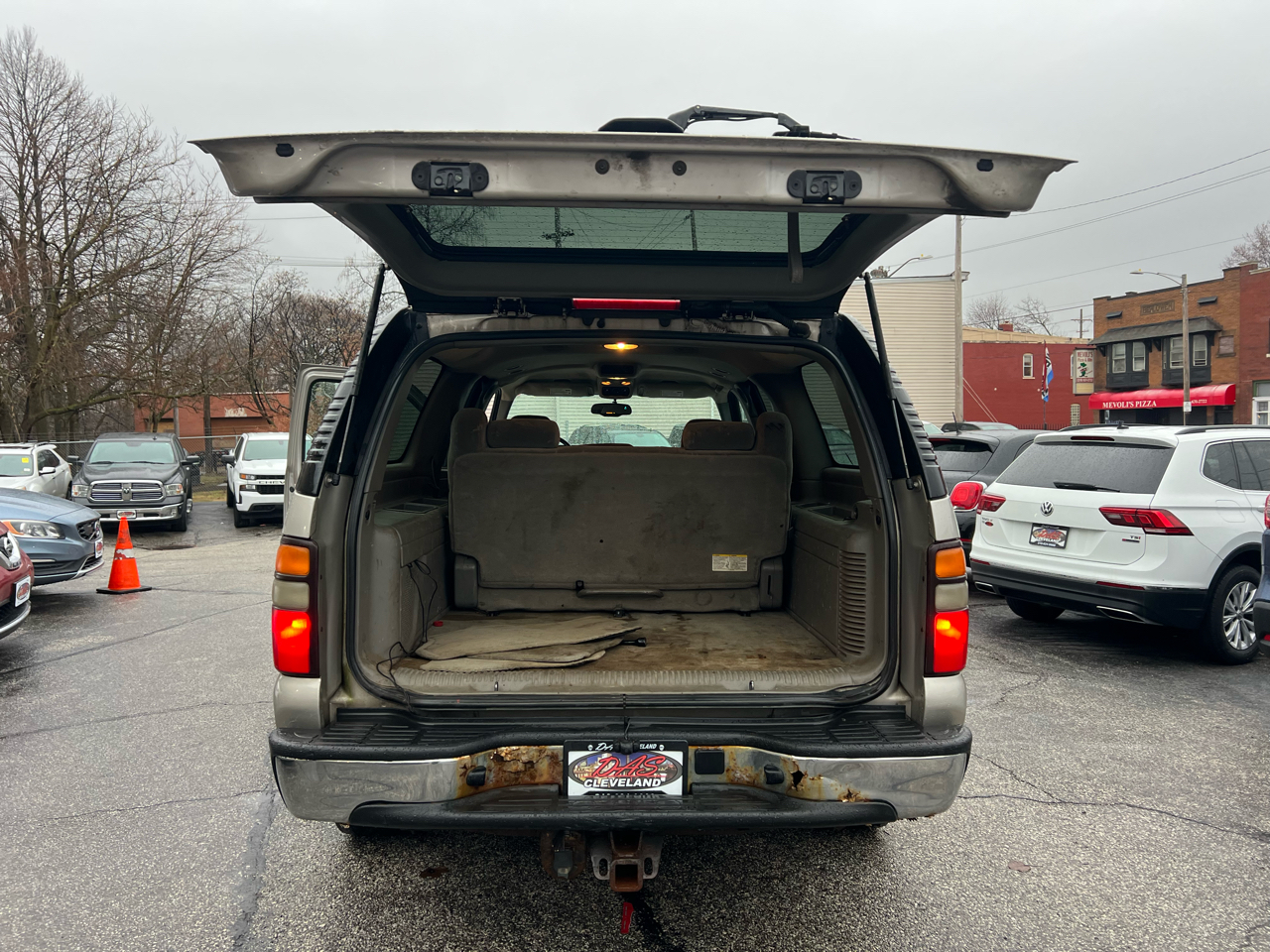 Chevrolet Suburban 4dr 1500 4WD LS 2004