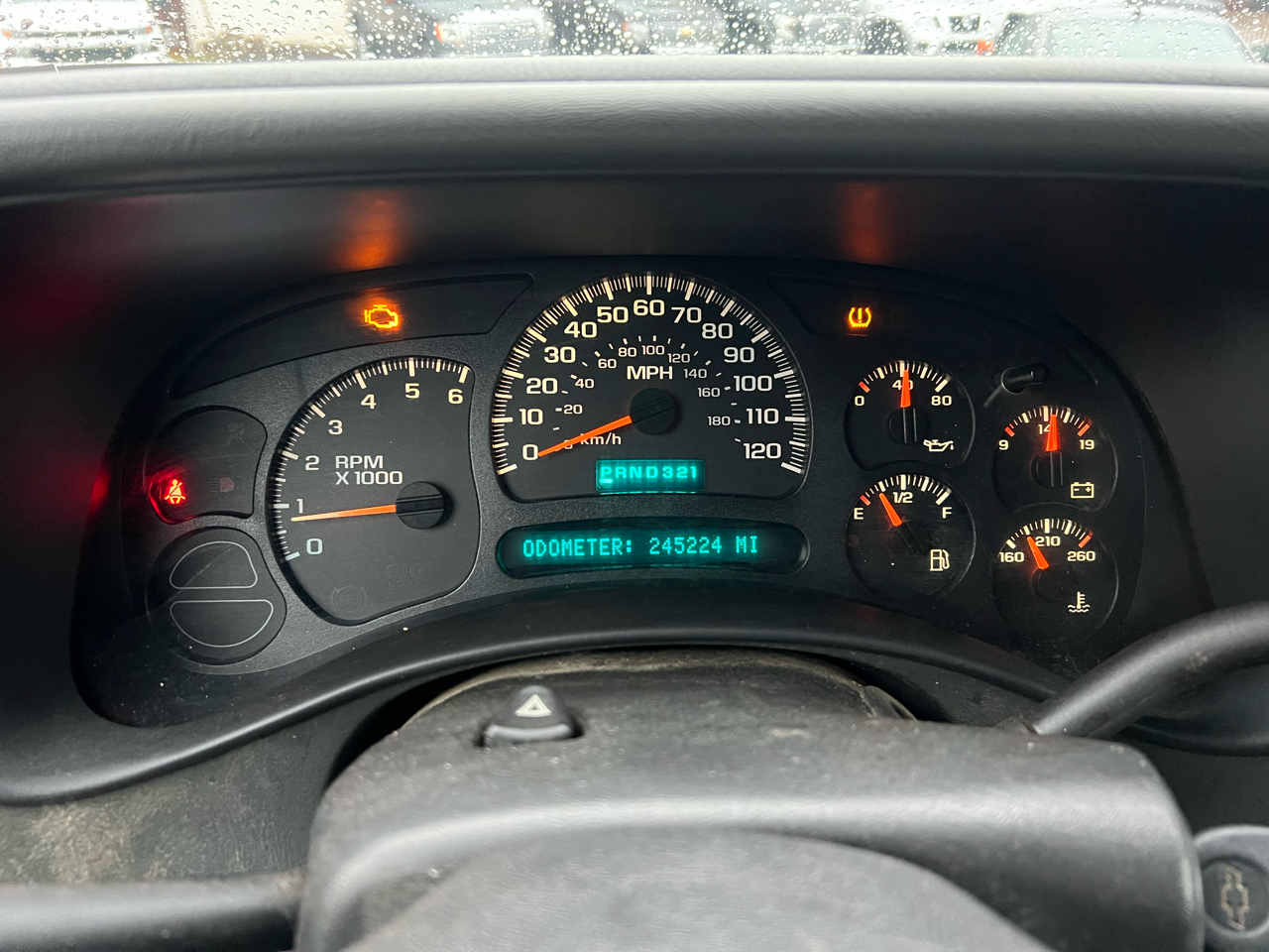 Chevrolet Suburban 4dr 1500 4WD LS 2004