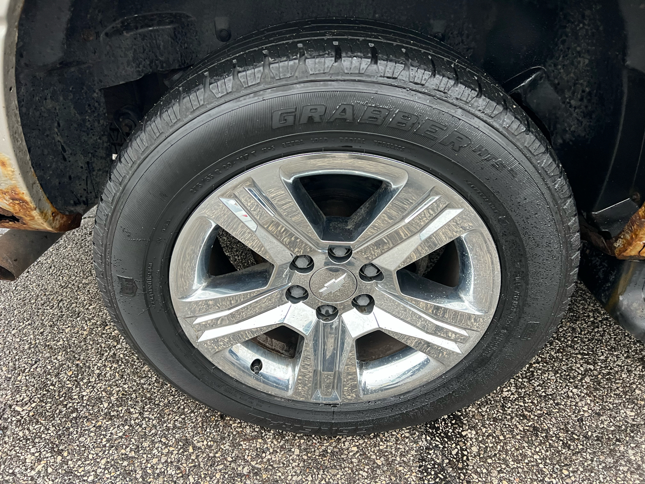 Chevrolet Suburban 4dr 1500 4WD LS 2004