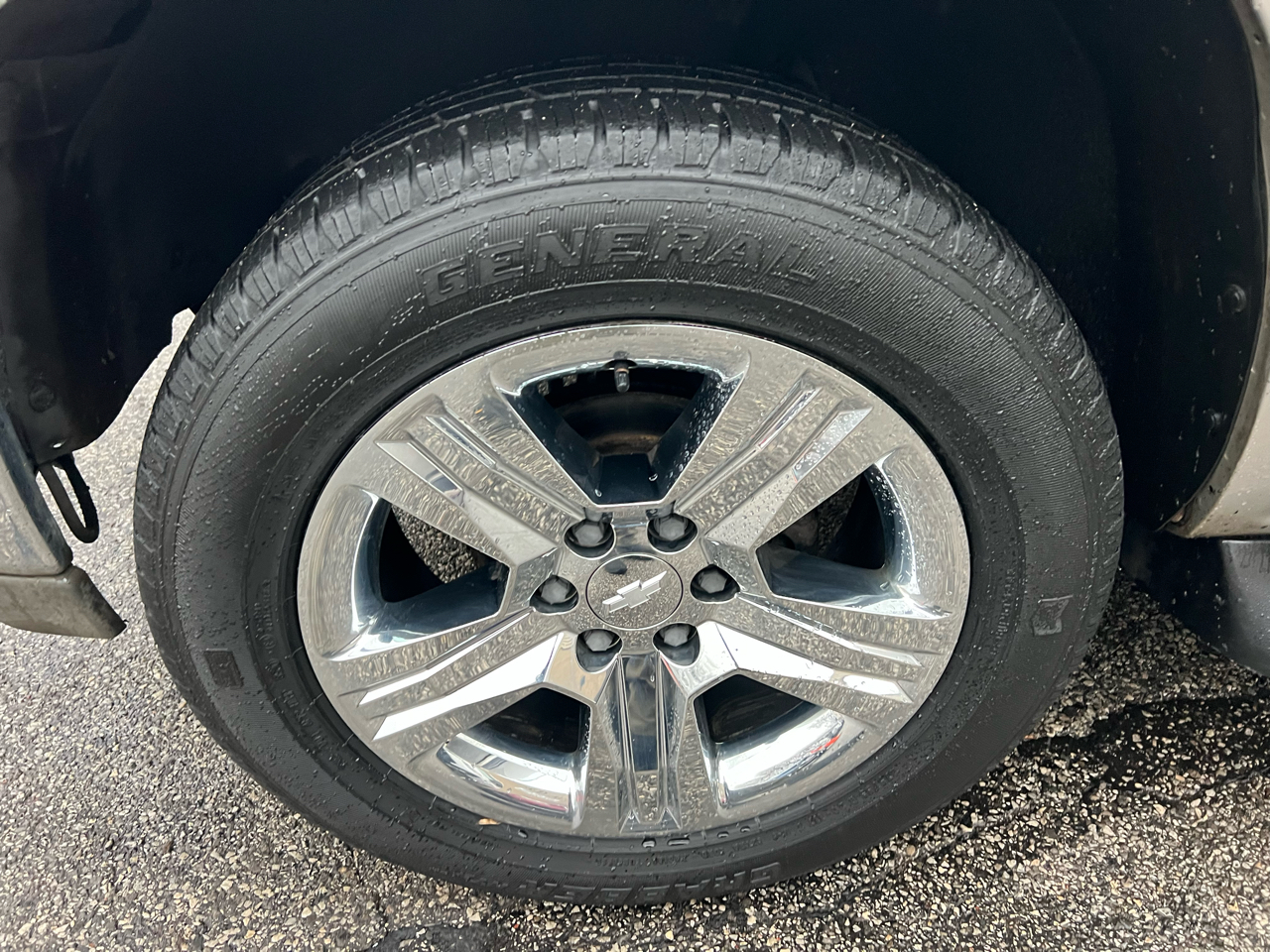 Chevrolet Suburban 4dr 1500 4WD LS 2004