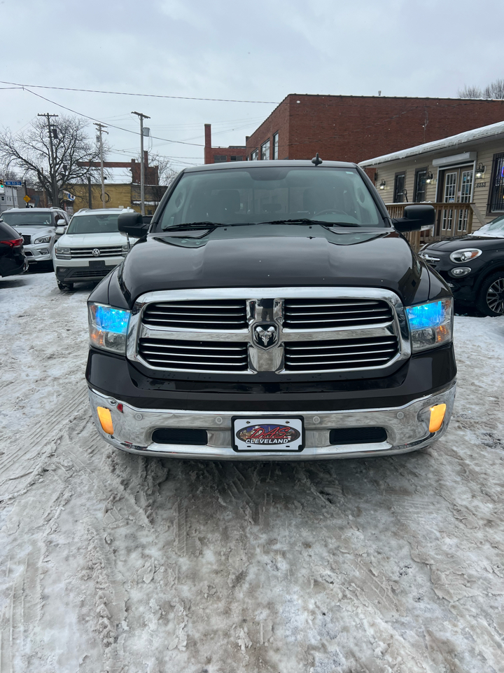 RAM 1500 Big Horn 4x4 Crew Cab 5'7" Box 2017