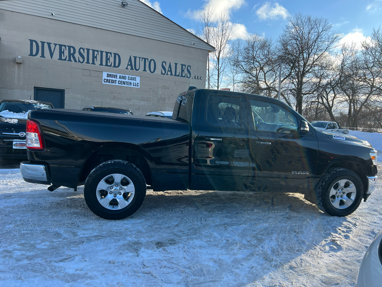 RAM 1500 Big Horn/Lone Star 4x4 Quad Cab 6'4" Box 2019