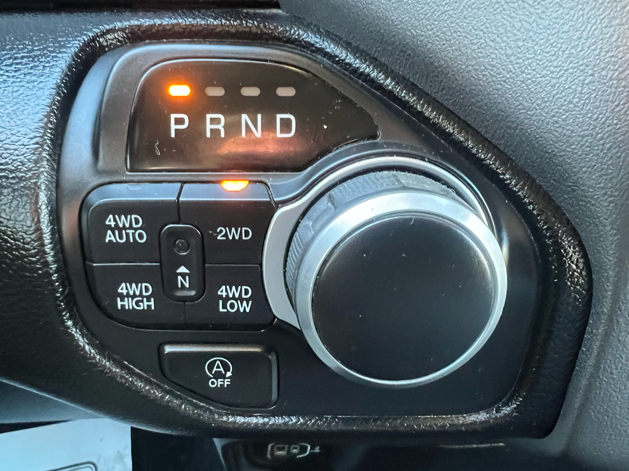 RAM 1500 Big Horn/Lone Star 4x4 Quad Cab 6'4" Box 2019