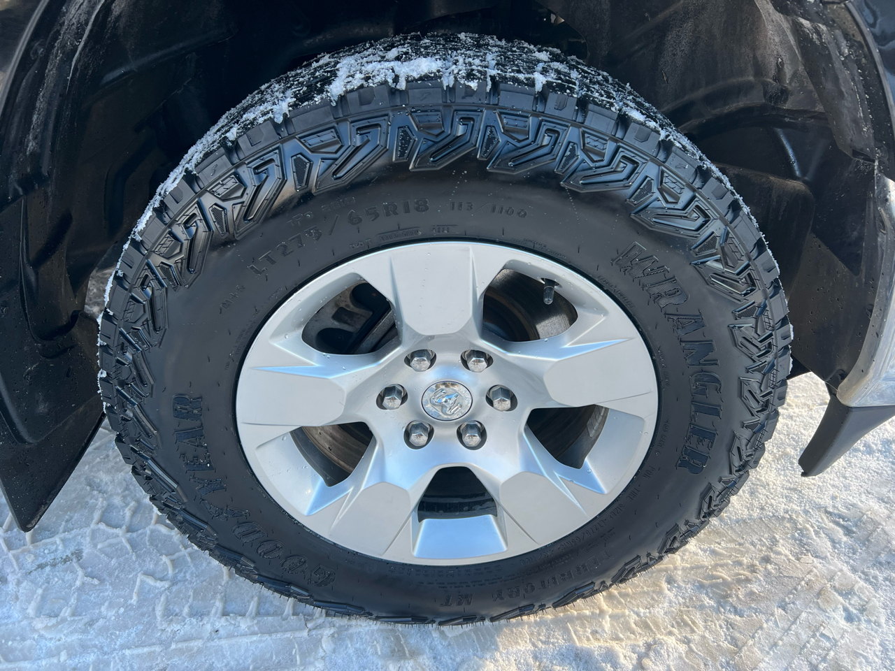 RAM 1500 Big Horn/Lone Star 4x4 Quad Cab 6'4" Box 2019