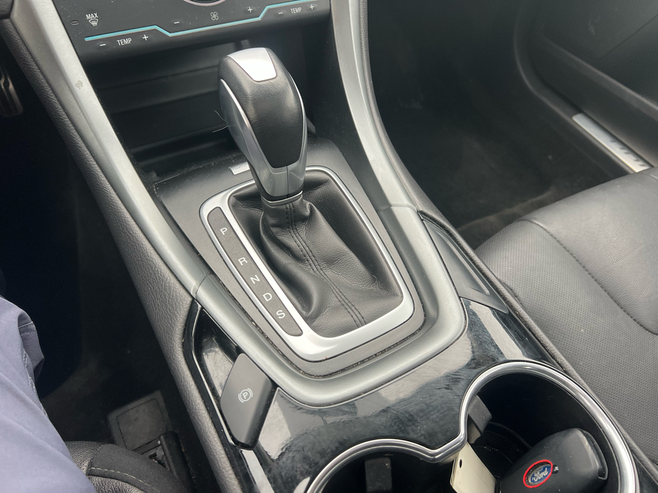 Ford Fusion 4dr Sdn Titanium FWD 2014