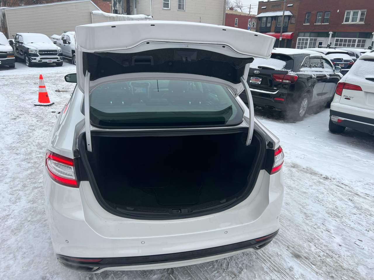 Ford Fusion 4dr Sdn Titanium FWD 2014