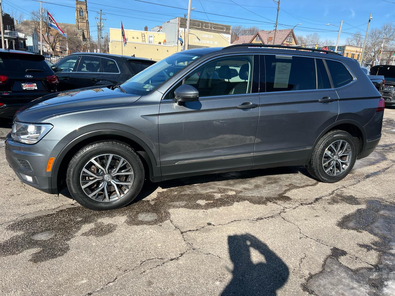 Volkswagen Tiguan 2.0T SEL 4MOTION 2018