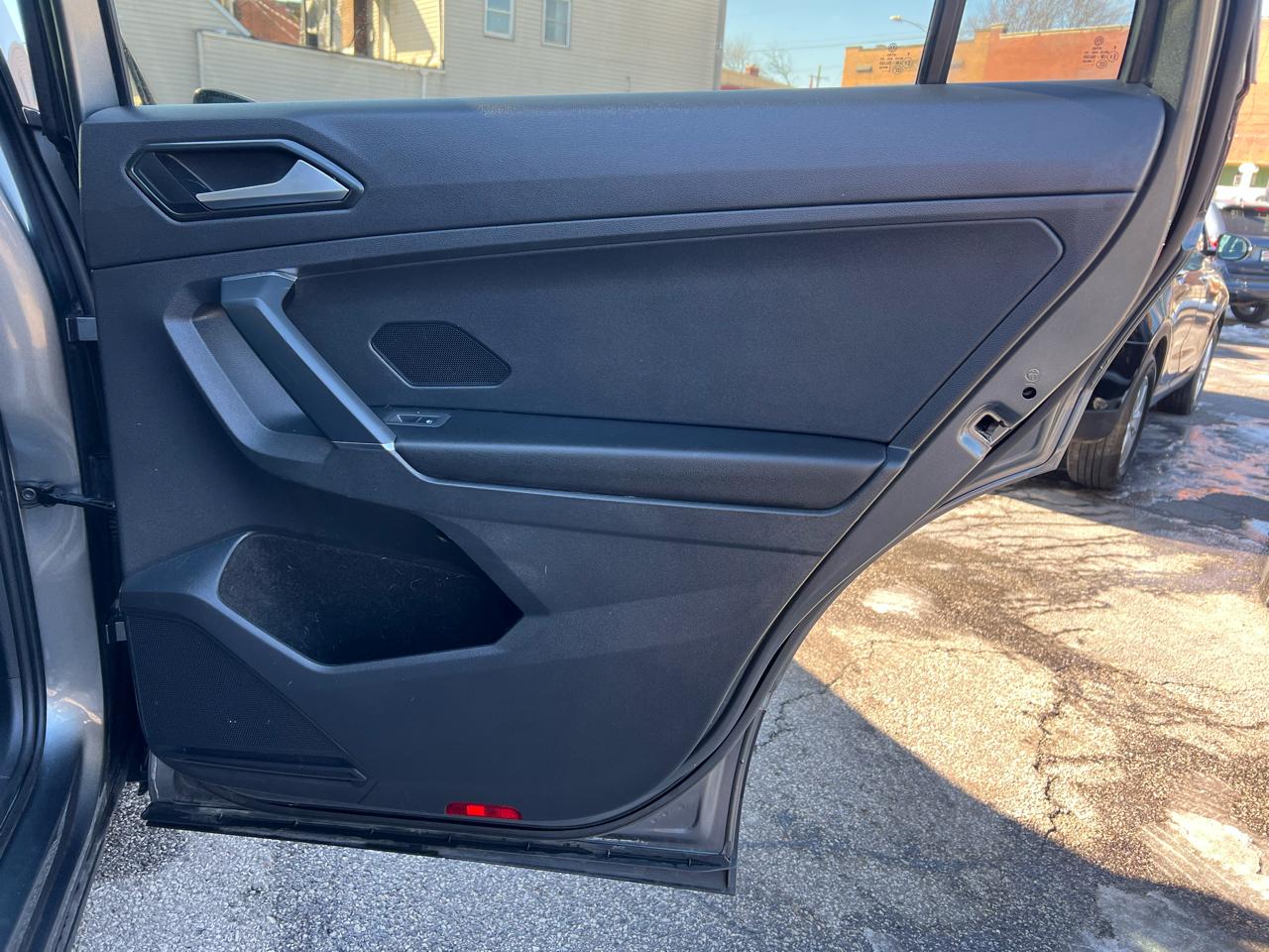 Volkswagen Tiguan 2.0T SEL 4MOTION 2018