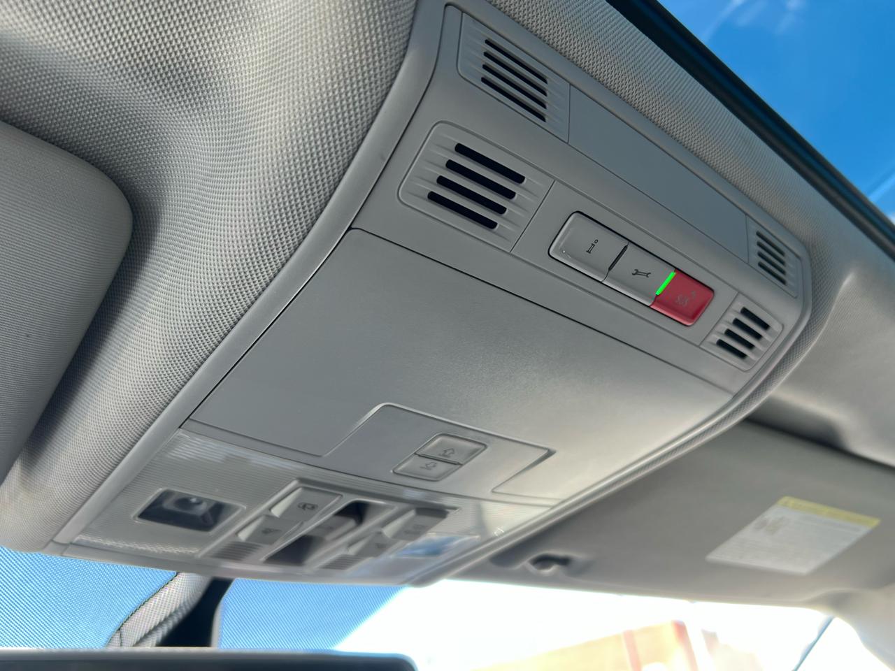 Volkswagen Tiguan 2.0T SEL 4MOTION 2018