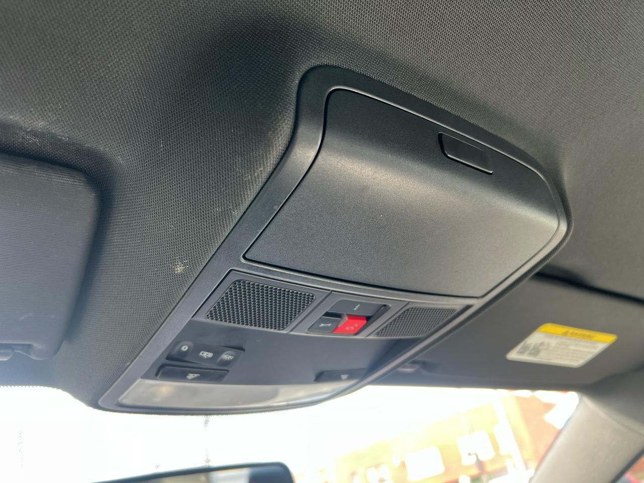 Volkswagen Jetta Sedan 4dr Auto 1.8T Sport PZEV 2016