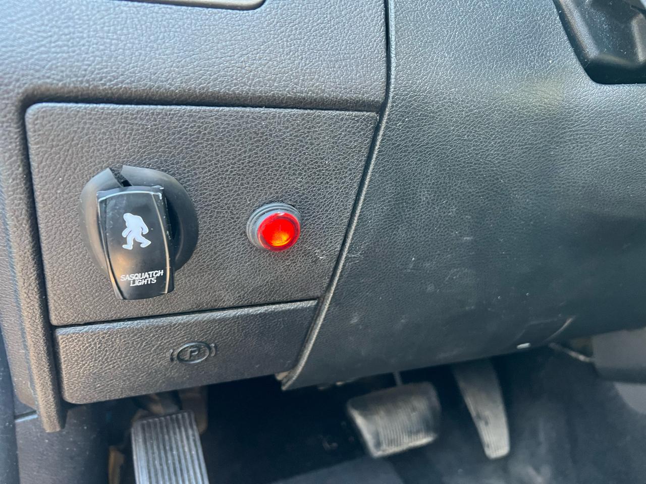 RAM 1500 4WD Crew Cab 149" ST 2014