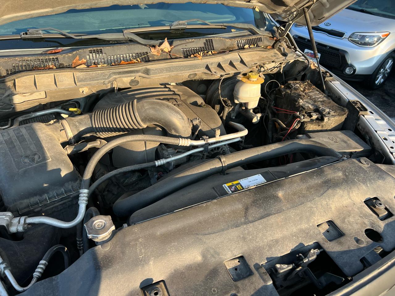 RAM 1500 4WD Crew Cab 149" ST 2014